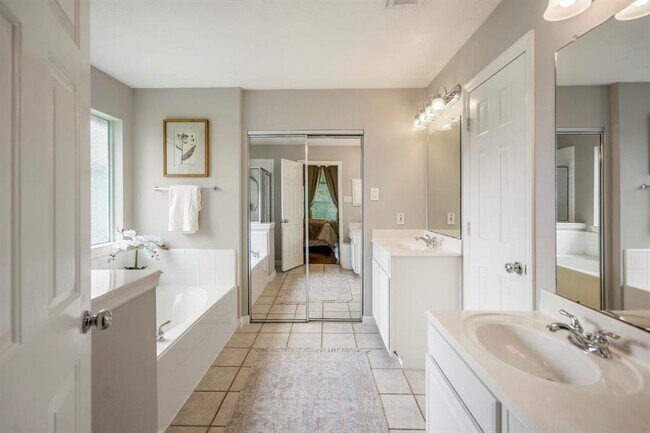 Building Photo - 16407 Bogan Flats Ct