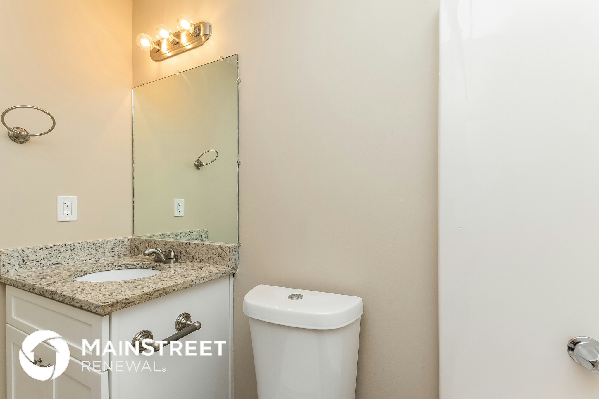 Building Photo - 2180 Castle Royale Dr