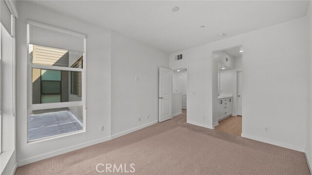Building Photo - 9608 Nova Pl