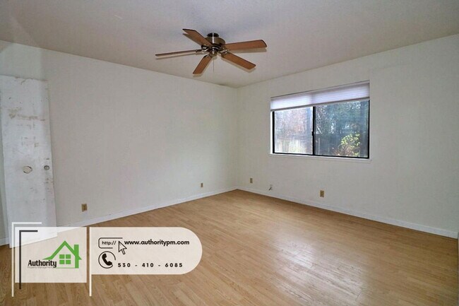 Building Photo - 1232 Hawthorne Ave