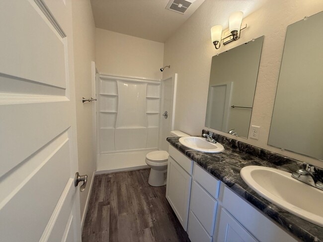 Building Photo - 3138 Platte River Dr