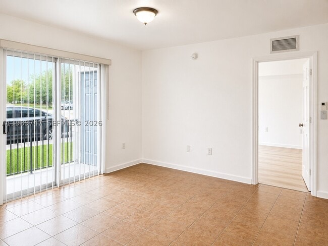 Building Photo - 15470 SW 284th St