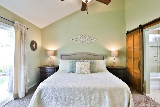 Building Photo - 7360 Cascade Ct