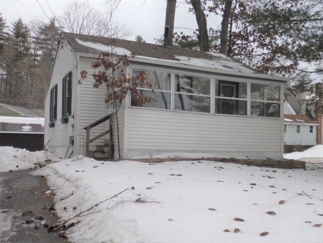 Primary Photo - 6 Sullivan Dr