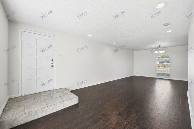 Building Photo - 1736 Brown Trail