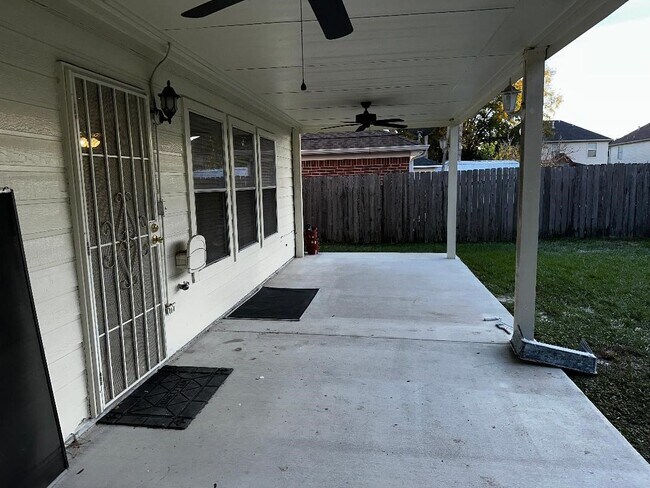 Building Photo - 1375 Hitchin Ln