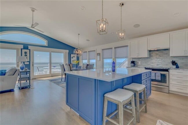 Building Photo - 154 Sand Hill Cove Rd
