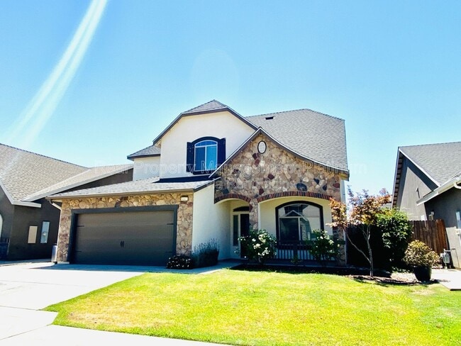 Building Photo - 6162 E Farrin Ave