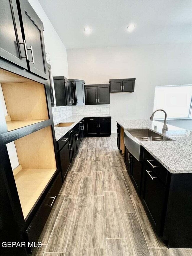 Building Photo - 13652 Glen Vista Ln