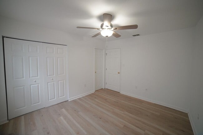 Building Photo - 1272 Cross Creek Cir