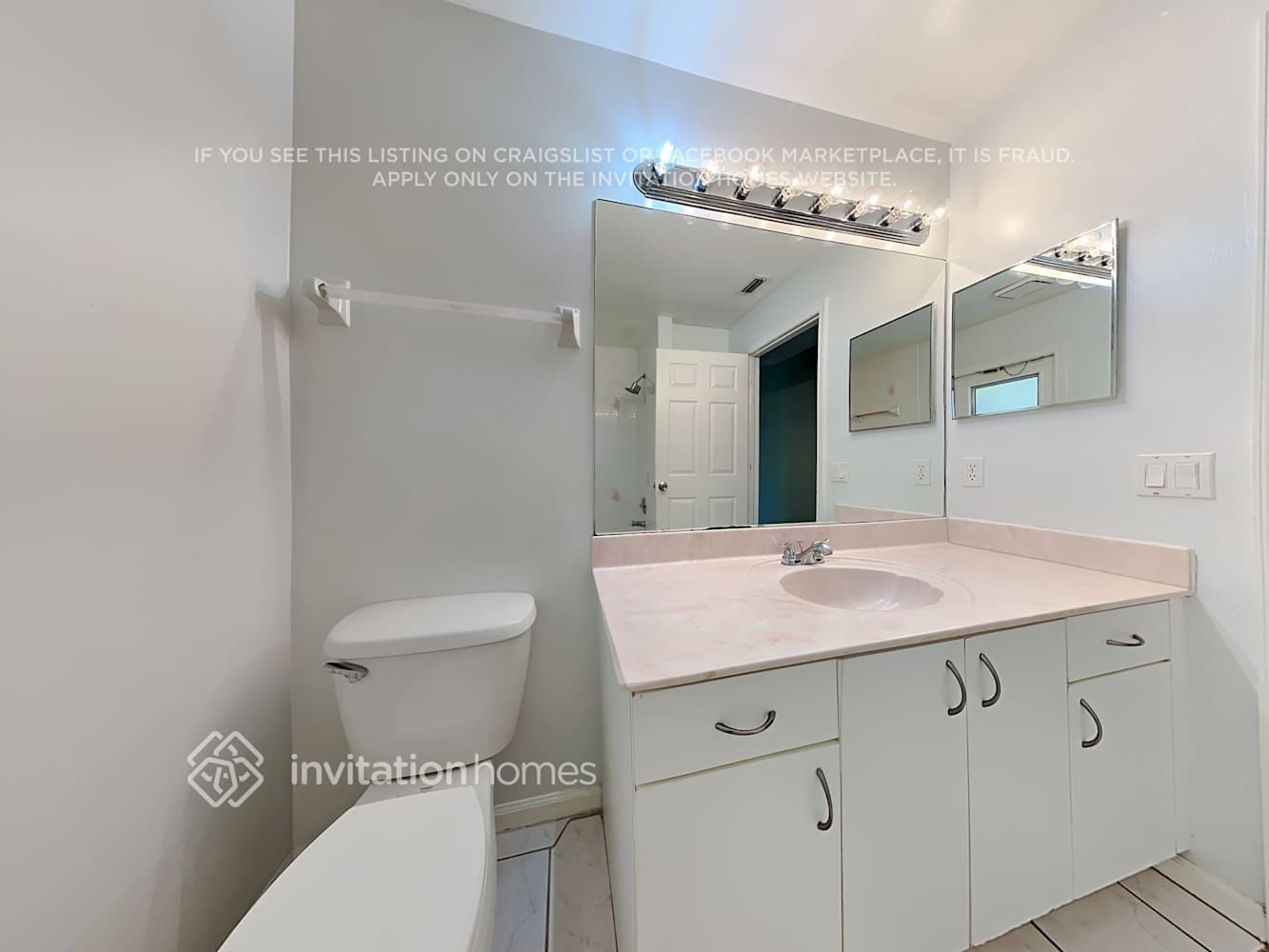 Building Photo - 13837 Folkestone Cir