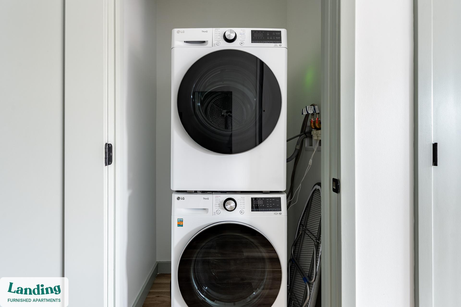 Building Photo - 39 Railroad Ave