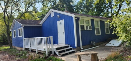 Building Photo - 1485 W Dundee Rd