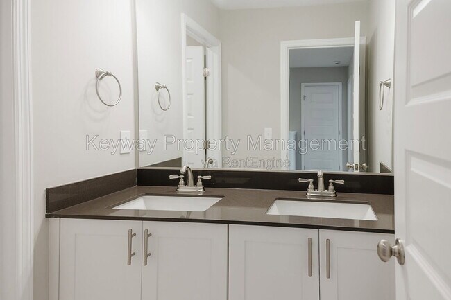 Building Photo - 4508 Chestnut Trl