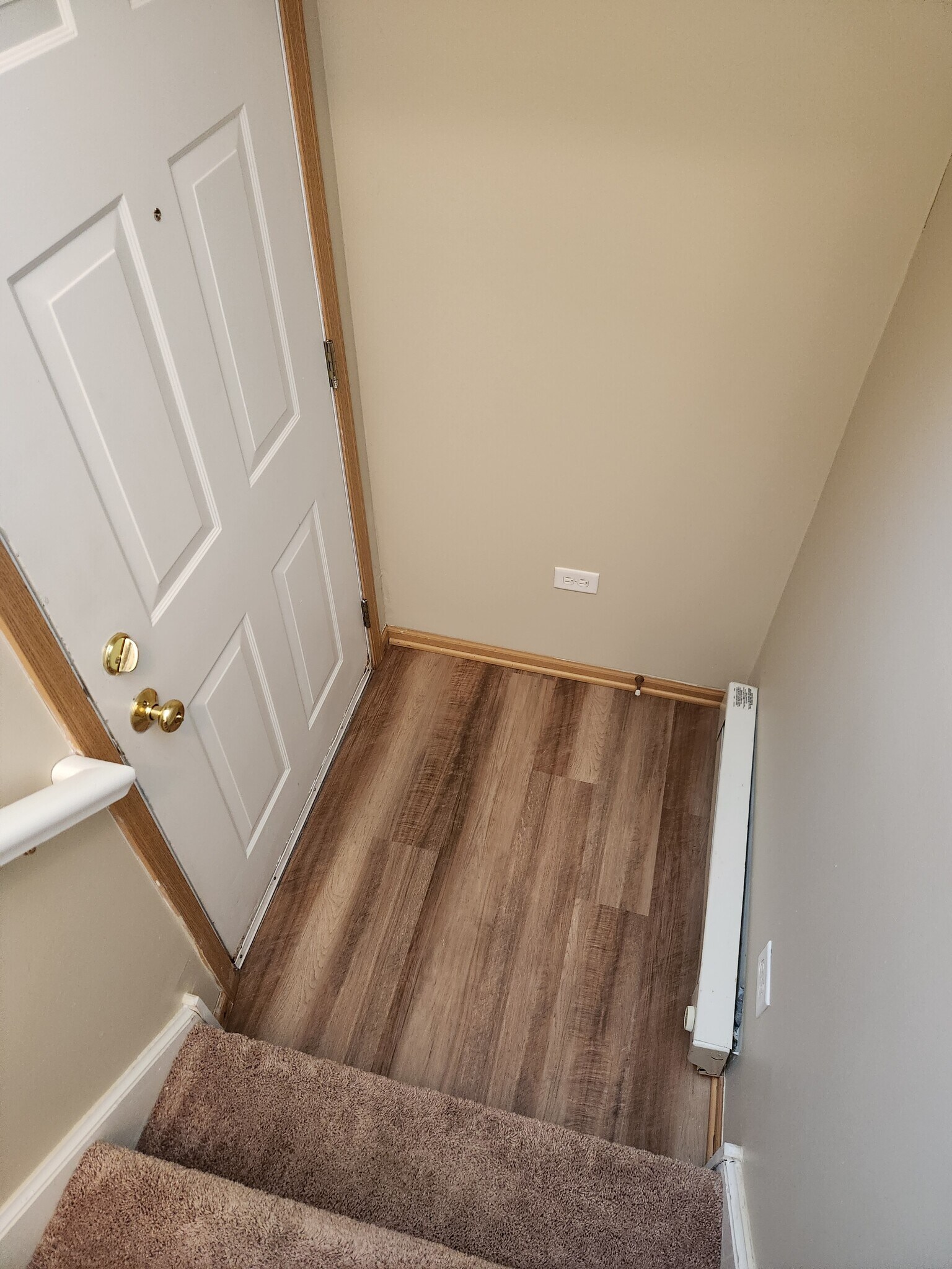 Building Photo - 1819 Silverstone Dr