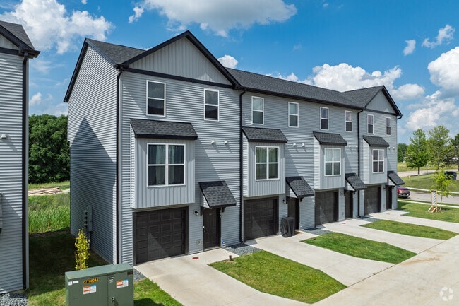 Alternate Exterior - 5460 Corporate Park Dr