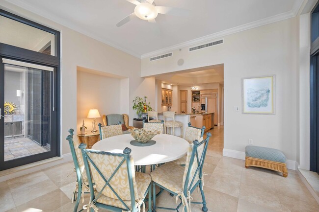 Building Photo - "Luxurious 3-Bed Sarasota Penthouse with S...