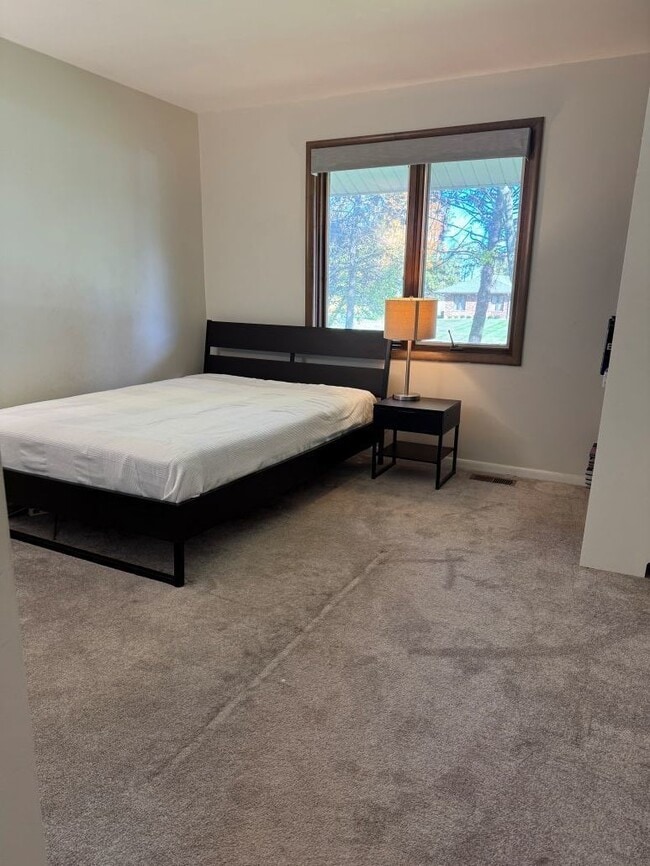 Building Photo - 23362 N Apple Hill Ln