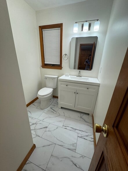 Building Photo - 20 Parkington Cir