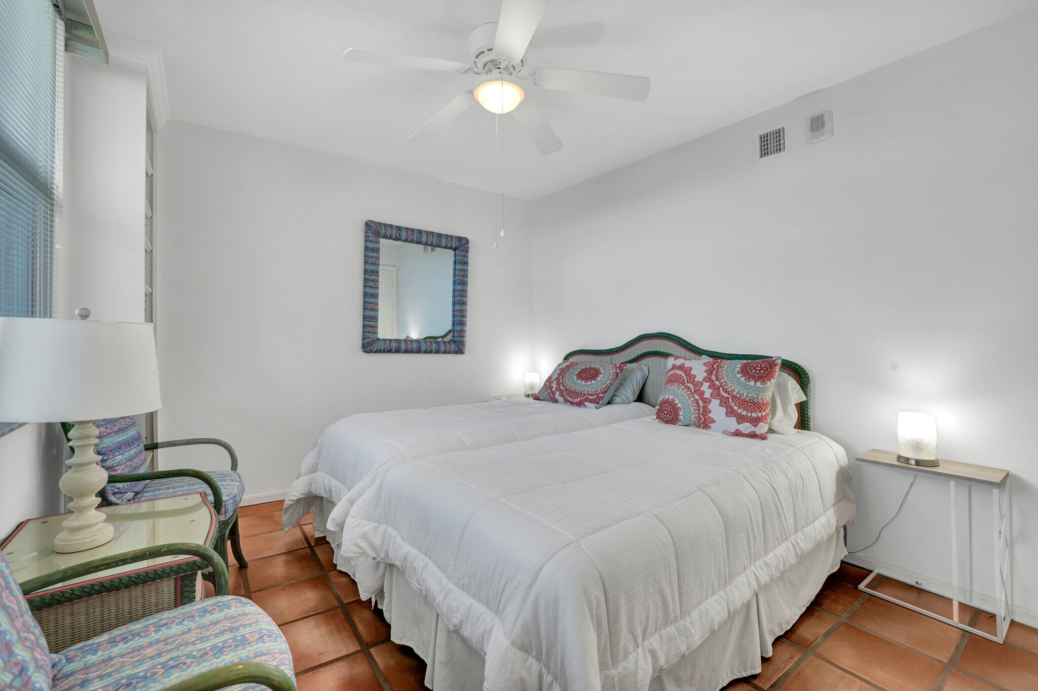Building Photo - 6361 Pelican Bay Blvd