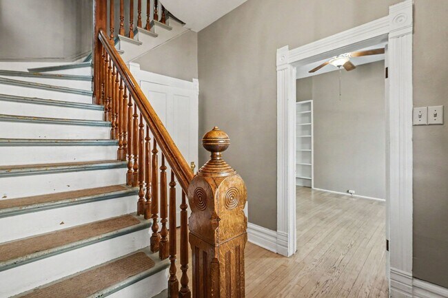 Building Photo - Comfort & Convenience in the Heart of Denver – 3BR/2BA