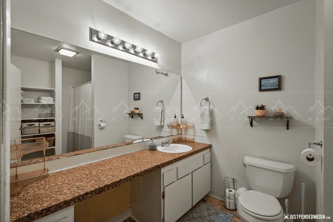 Building Photo - 12739-12739 Tanada Loop