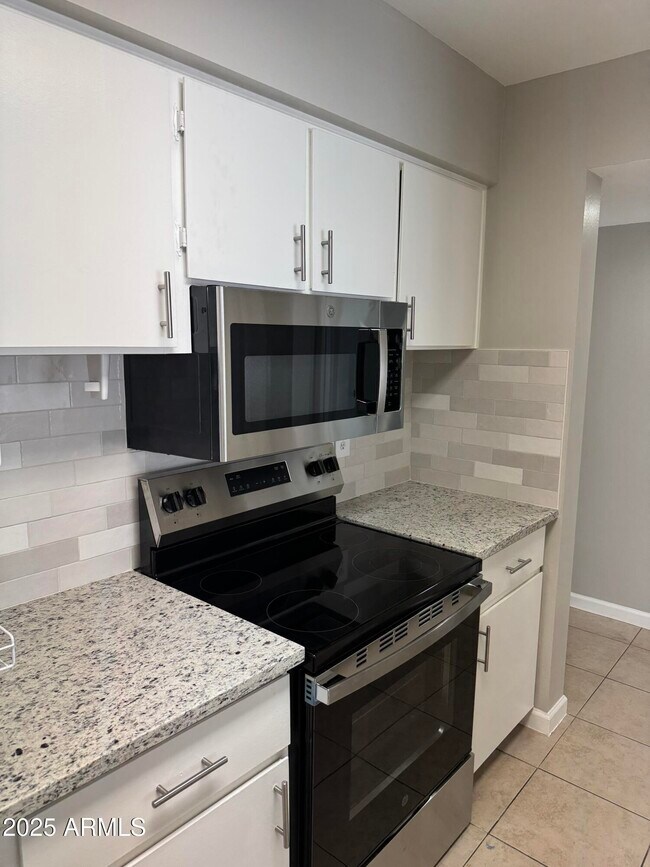 Building Photo - 3313 N 68th St