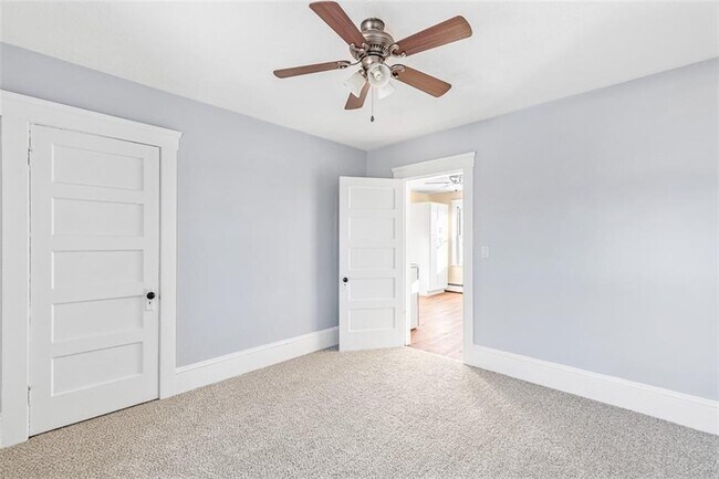 Building Photo - 2 Ann St