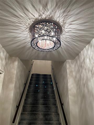 Building Photo - 4106 University Blvd