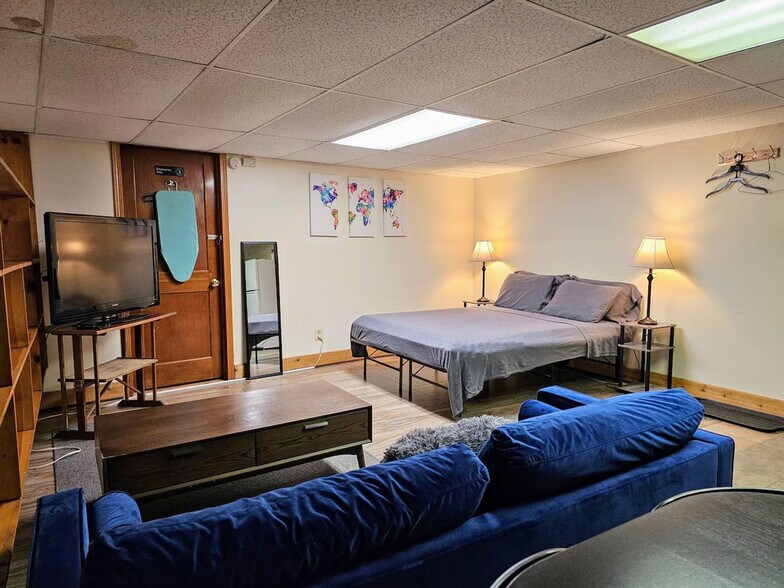 Building Photo - 88 Madison Ave