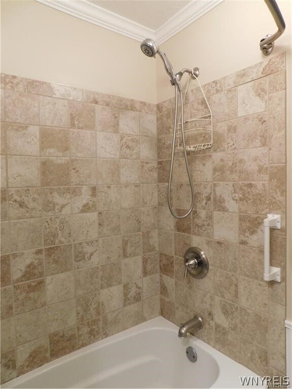 Building Photo - 172 Wellsville St