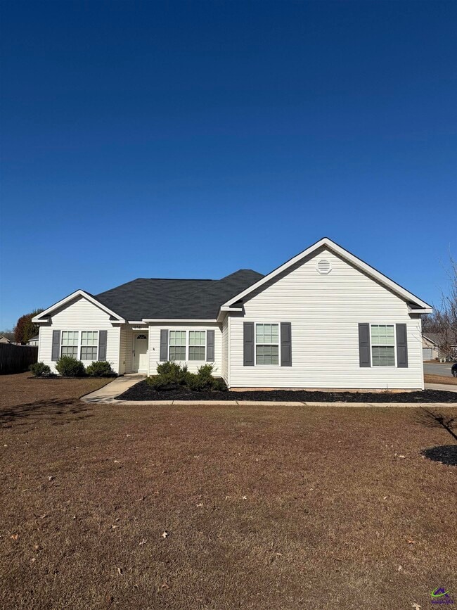 Building Photo - 150 Worchester Cir