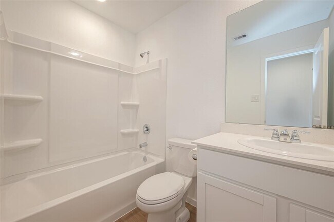 Building Photo - 3106 Elm Br Dr
