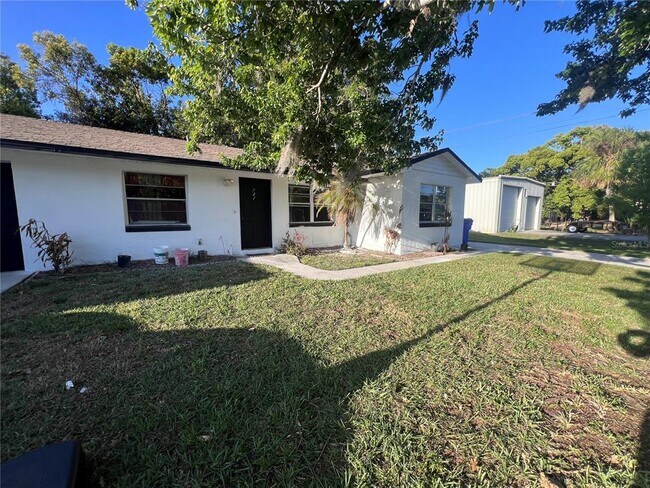 Building Photo - 727 Wyoming Ave