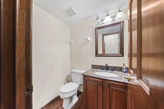 Building Photo - 7854 Astra Cir