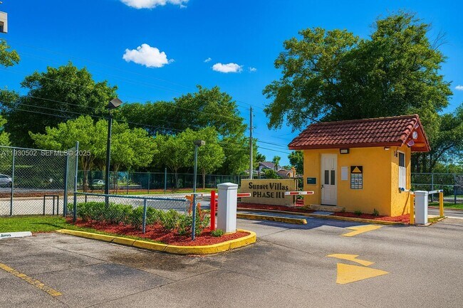 Building Photo - 4705 NW 7th St