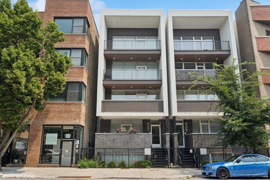 Primary Photo - 927 N Damen Ave