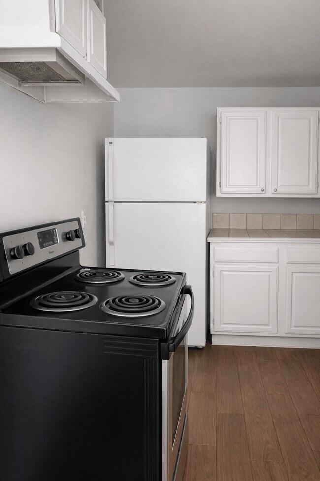 Building Photo - 1901 40th St