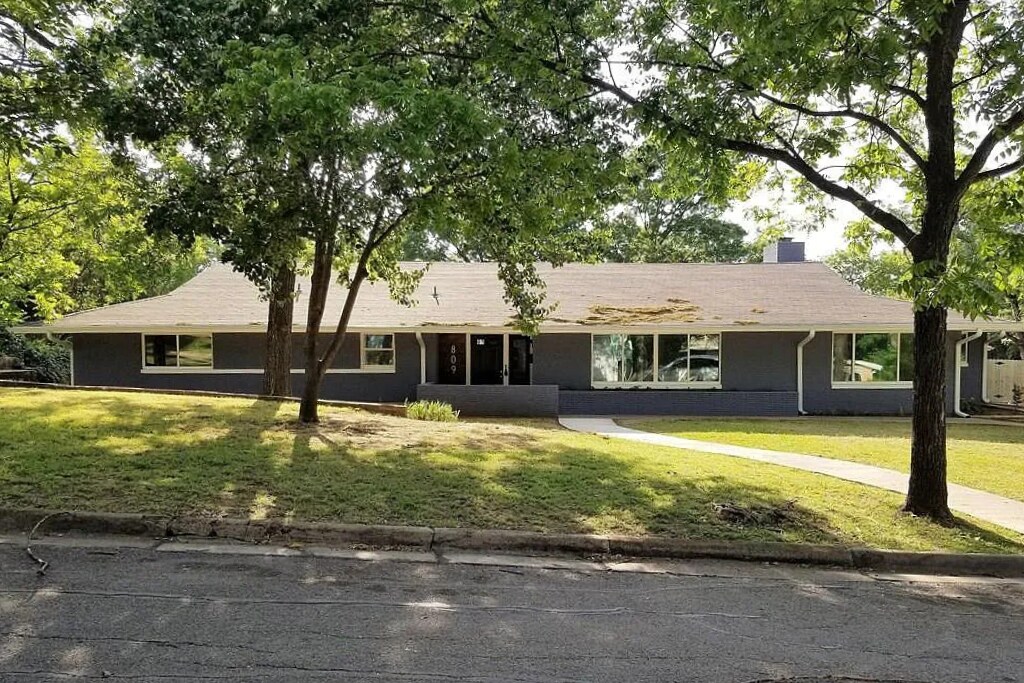 Building Photo - 809 NW 9th St