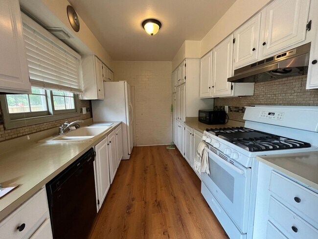 Building Photo - Wonderful Home in Central Fort Collins