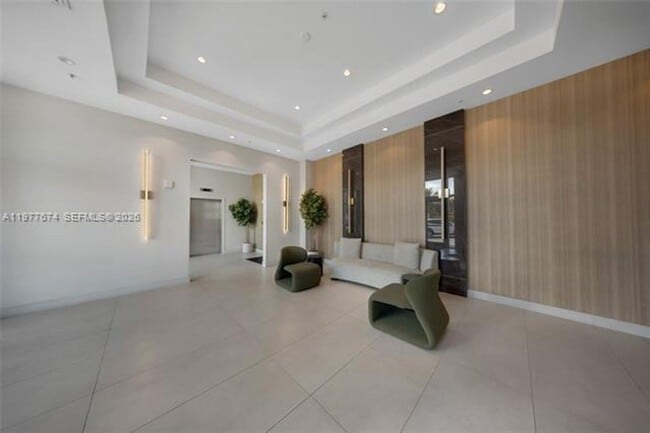 Building Photo - 7910 Harbor Island Dr