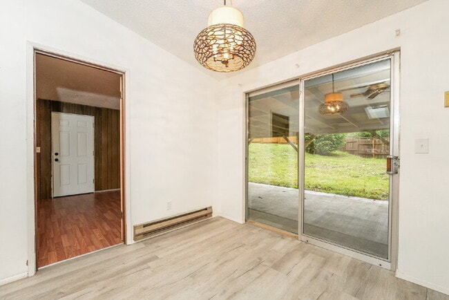 Building Photo - 6825 180th St SE