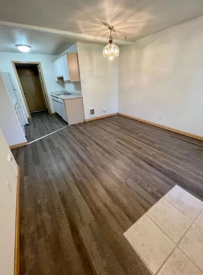 Building Photo - Great One-Bedroom in the Cordata Neighborhood