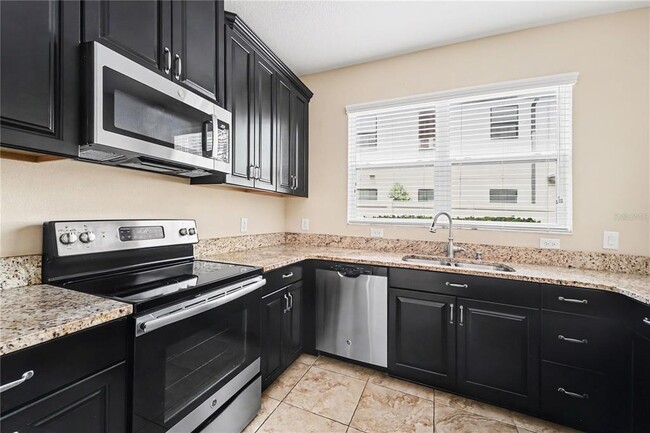 Building Photo - 30340 Southwell Ln