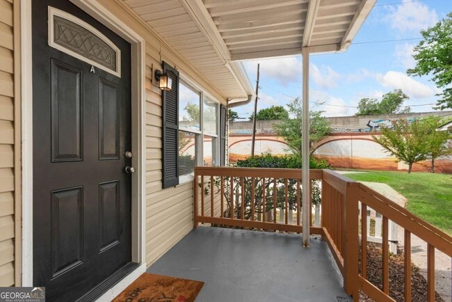 Building Photo - 2051 College Ave NE