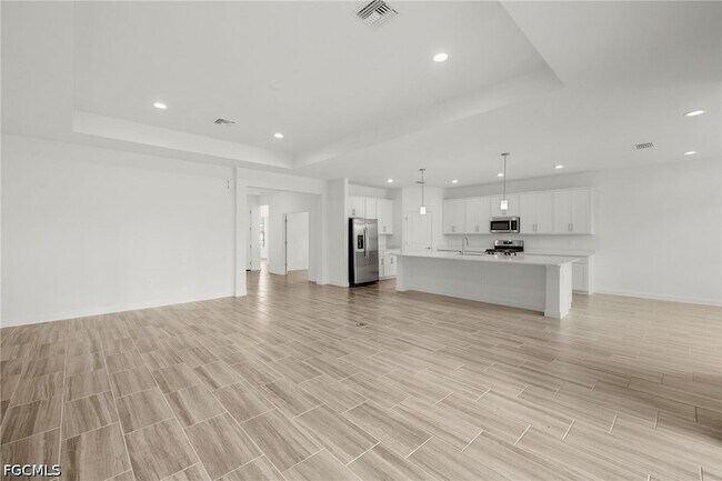 Building Photo - 15222 Jadestone Dr