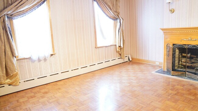 Building Photo - 6345 Morrowfield Ave