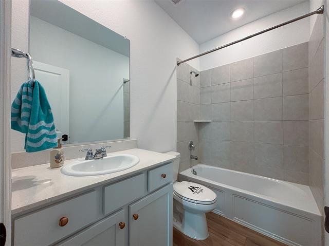 Building Photo - 9729 Wild Pr Wy