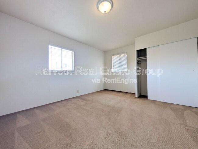 Building Photo - 1064 Eighth Ave
