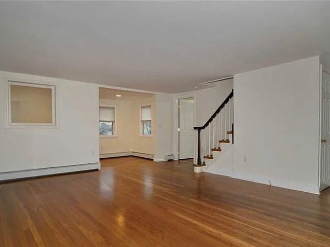 Building Photo - 1 Hodsell St